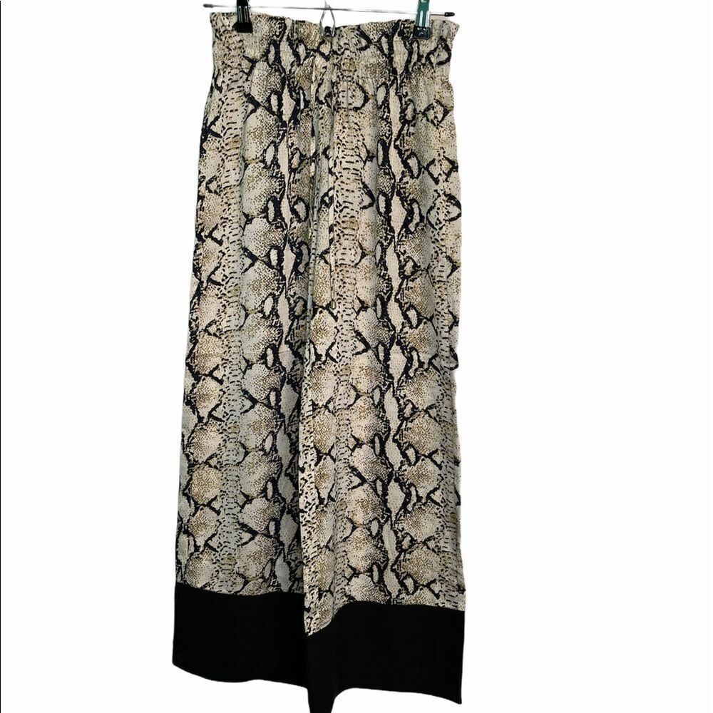 3/$25 PATRIZIA LUCA Animal Print Wide Leg Pants.Size XS